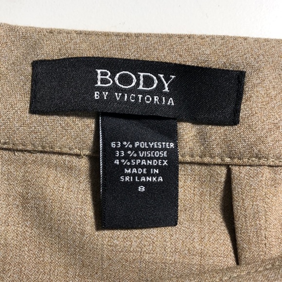 BODY by Victoria complete suit skirt and blazer - Picture 4 of 11